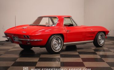 Chevrolet-Corvette-1964-Riverside-Red-Red-27