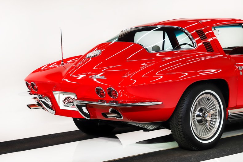 Chevrolet-Corvette-1964-Riverside-Red-Red-28