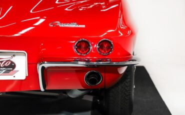 Chevrolet-Corvette-1964-Riverside-Red-Red-3