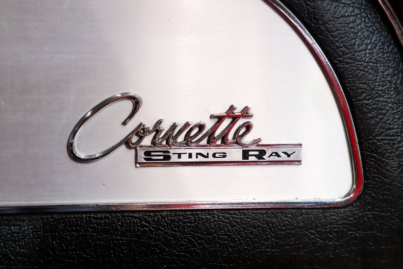 Chevrolet-Corvette-1964-Riverside-Red-Red-41