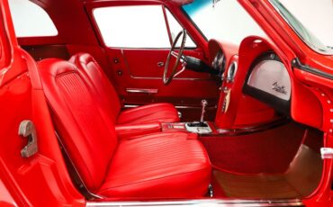 Chevrolet-Corvette-1964-Riverside-Red-Red-47