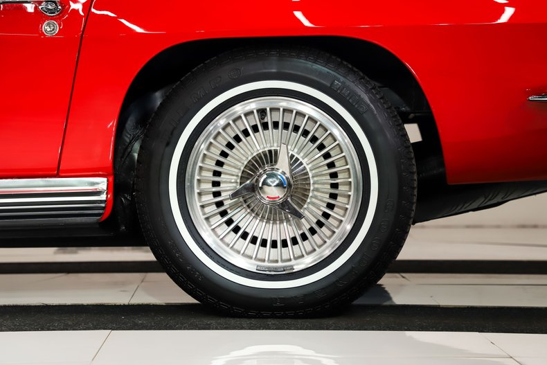 Chevrolet-Corvette-1964-Riverside-Red-Red-48