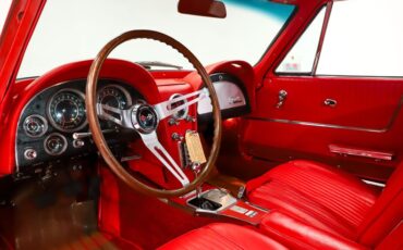Chevrolet-Corvette-1964-Riverside-Red-Red