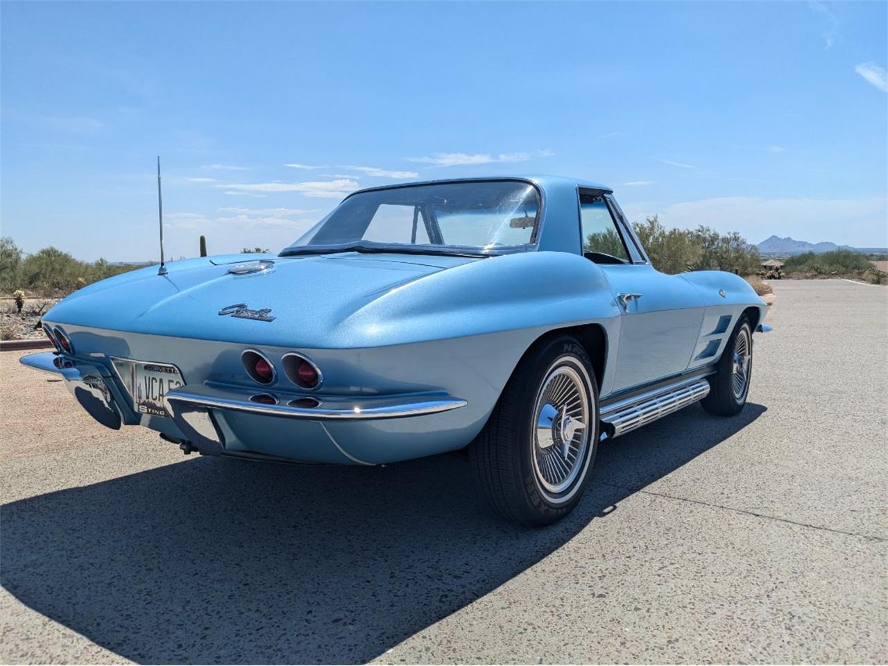 Chevrolet-Corvette-1964-Silver-Blue-Black-3