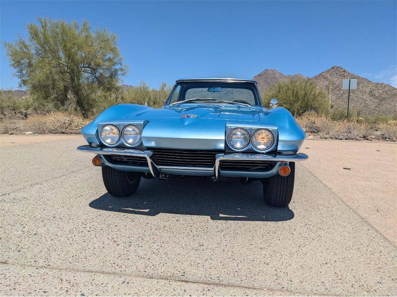 Chevrolet-Corvette-1964-Silver-Blue-Black-7