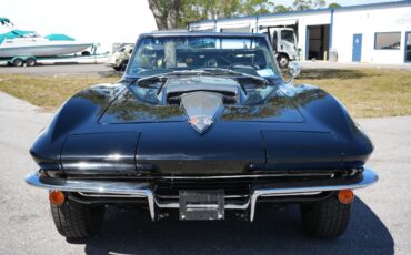 Chevrolet-Corvette-1965-1
