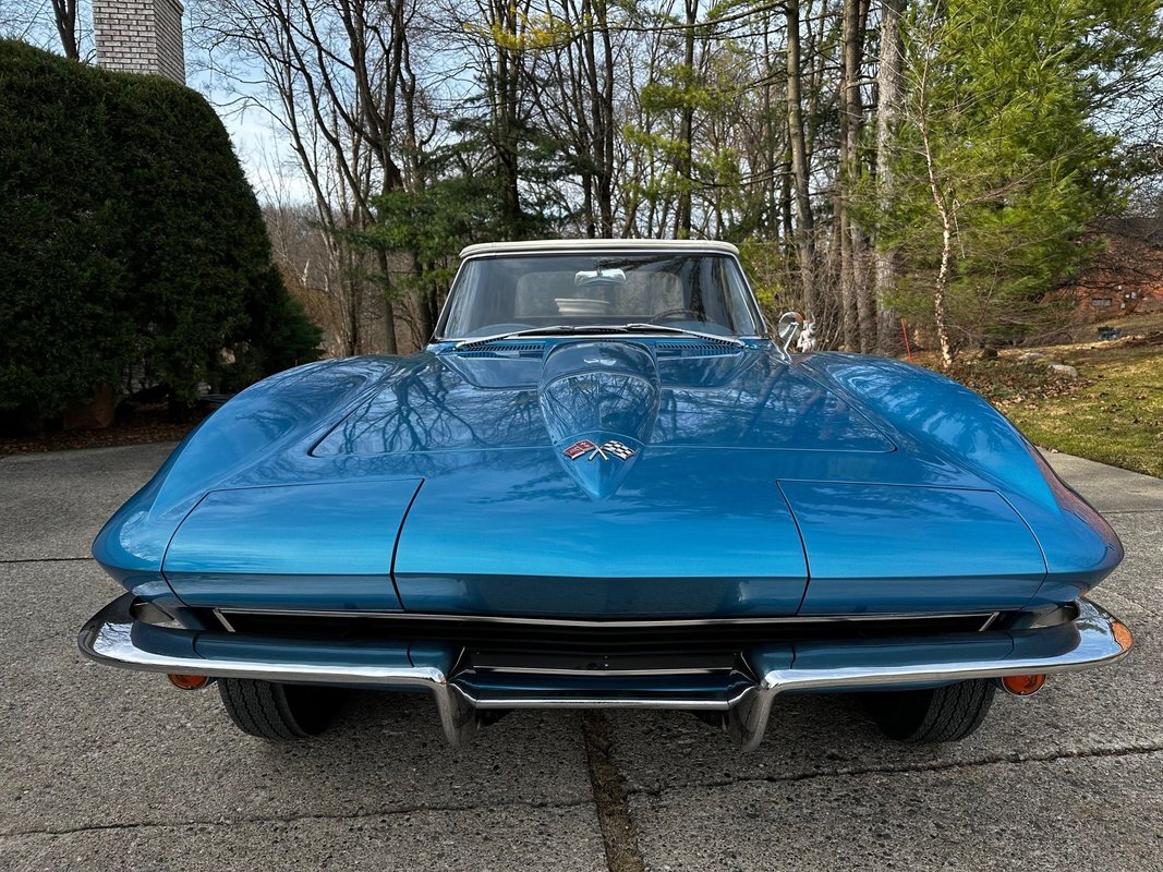 Chevrolet-Corvette-1965-11
