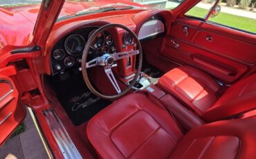 Chevrolet-Corvette-1965-12