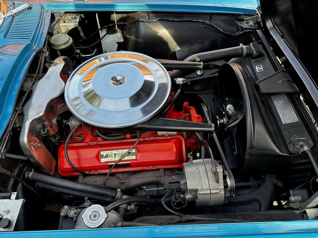 Chevrolet-Corvette-1965-12