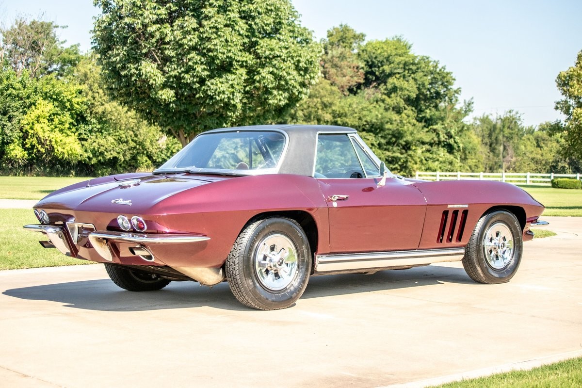 Chevrolet-Corvette-1965-14