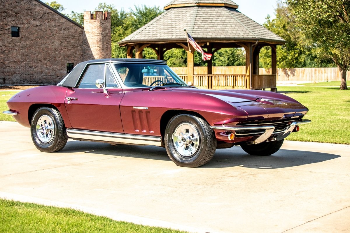 Chevrolet-Corvette-1965-16
