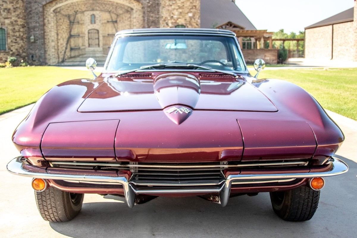 Chevrolet-Corvette-1965-17