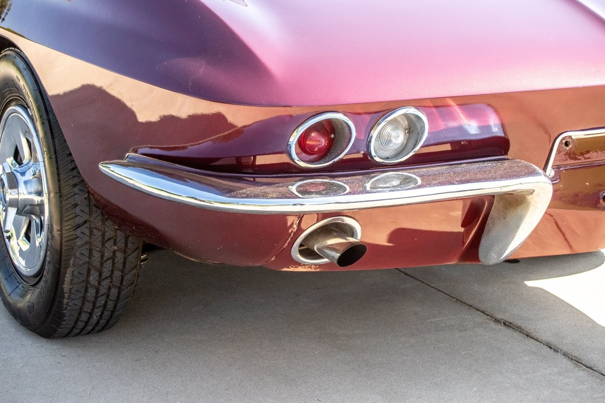Chevrolet-Corvette-1965-26