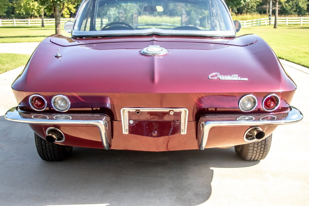 Chevrolet-Corvette-1965-27