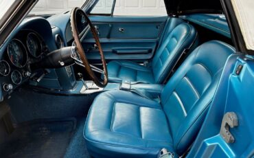Chevrolet-Corvette-1965-27