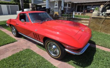 Chevrolet-Corvette-1965-3