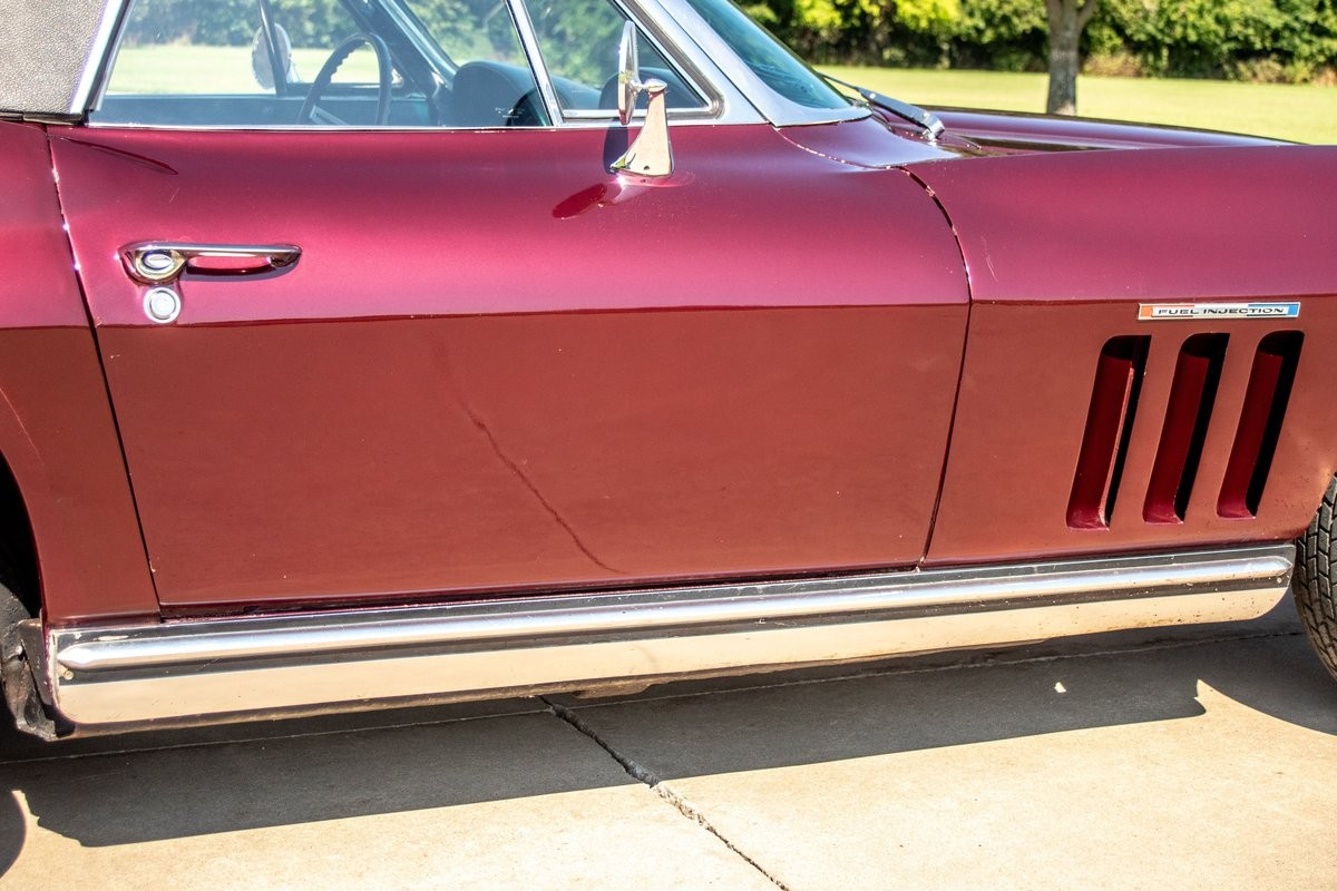 Chevrolet-Corvette-1965-30