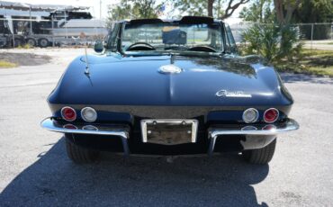 Chevrolet-Corvette-1965-4