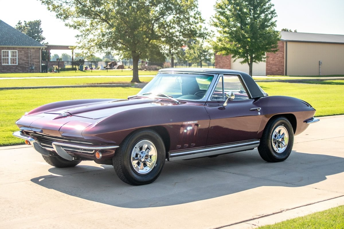 Chevrolet Corvette 1965 --