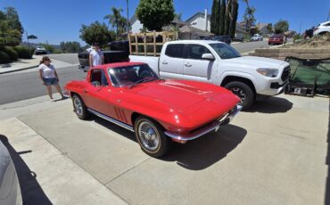Chevrolet-Corvette-1965-5