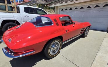 Chevrolet-Corvette-1965-6