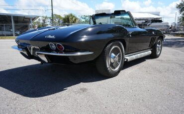 Chevrolet-Corvette-1965-8