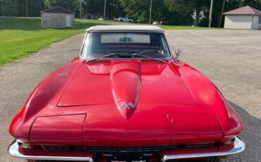 Chevrolet-Corvette-1965-Convertible-1