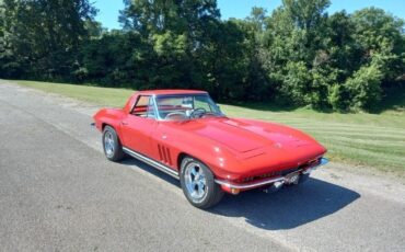 Chevrolet-Corvette-1965-Convertible-12