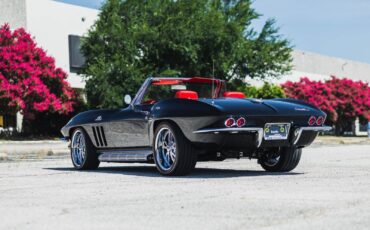 Chevrolet-Corvette-1965-Convertible-13
