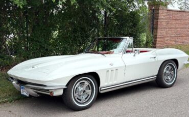 Chevrolet-Corvette-1965-Convertible-14