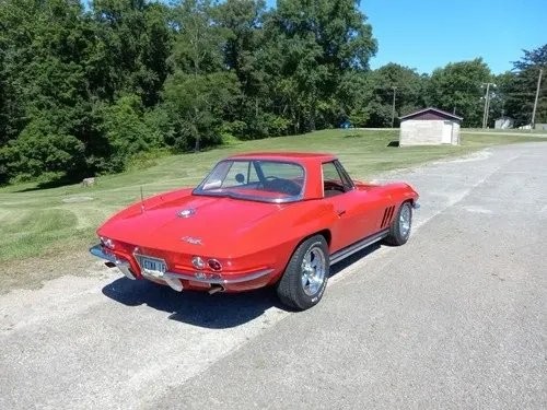 Chevrolet-Corvette-1965-Convertible-15