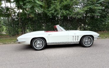 Chevrolet-Corvette-1965-Convertible-16