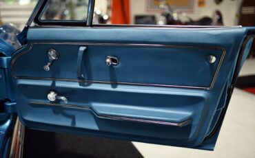 Chevrolet-Corvette-1965-Convertible-19