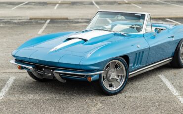 Chevrolet-Corvette-1965-Convertible-21