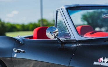 Chevrolet-Corvette-1965-Convertible-22