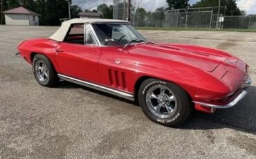 Chevrolet-Corvette-1965-Convertible-23