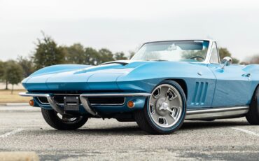Chevrolet-Corvette-1965-Convertible-25
