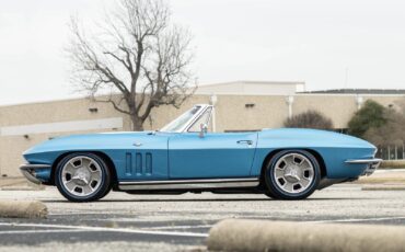 Chevrolet-Corvette-1965-Convertible-27
