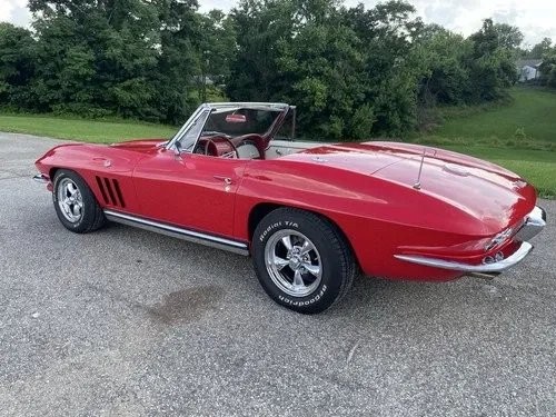 Chevrolet-Corvette-1965-Convertible-27