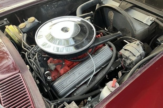 Chevrolet-Corvette-1965-Convertible-28