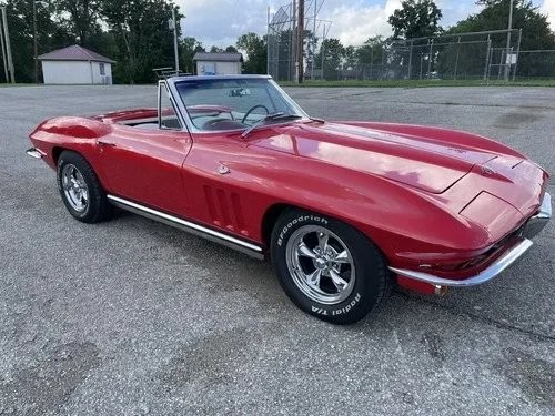 Chevrolet-Corvette-1965-Convertible-29