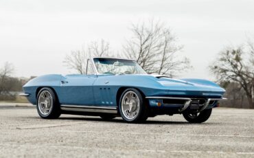 Chevrolet-Corvette-1965-Convertible-3