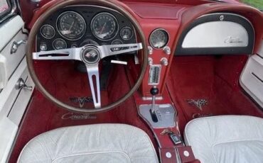 Chevrolet-Corvette-1965-Convertible-31