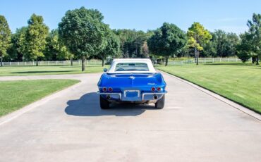 Chevrolet-Corvette-1965-Convertible-32