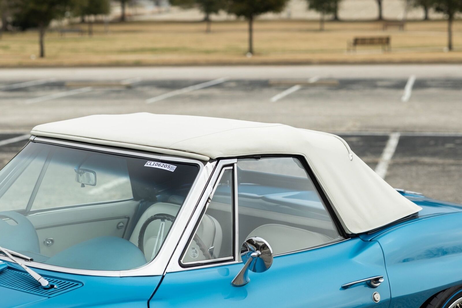 Chevrolet-Corvette-1965-Convertible-33