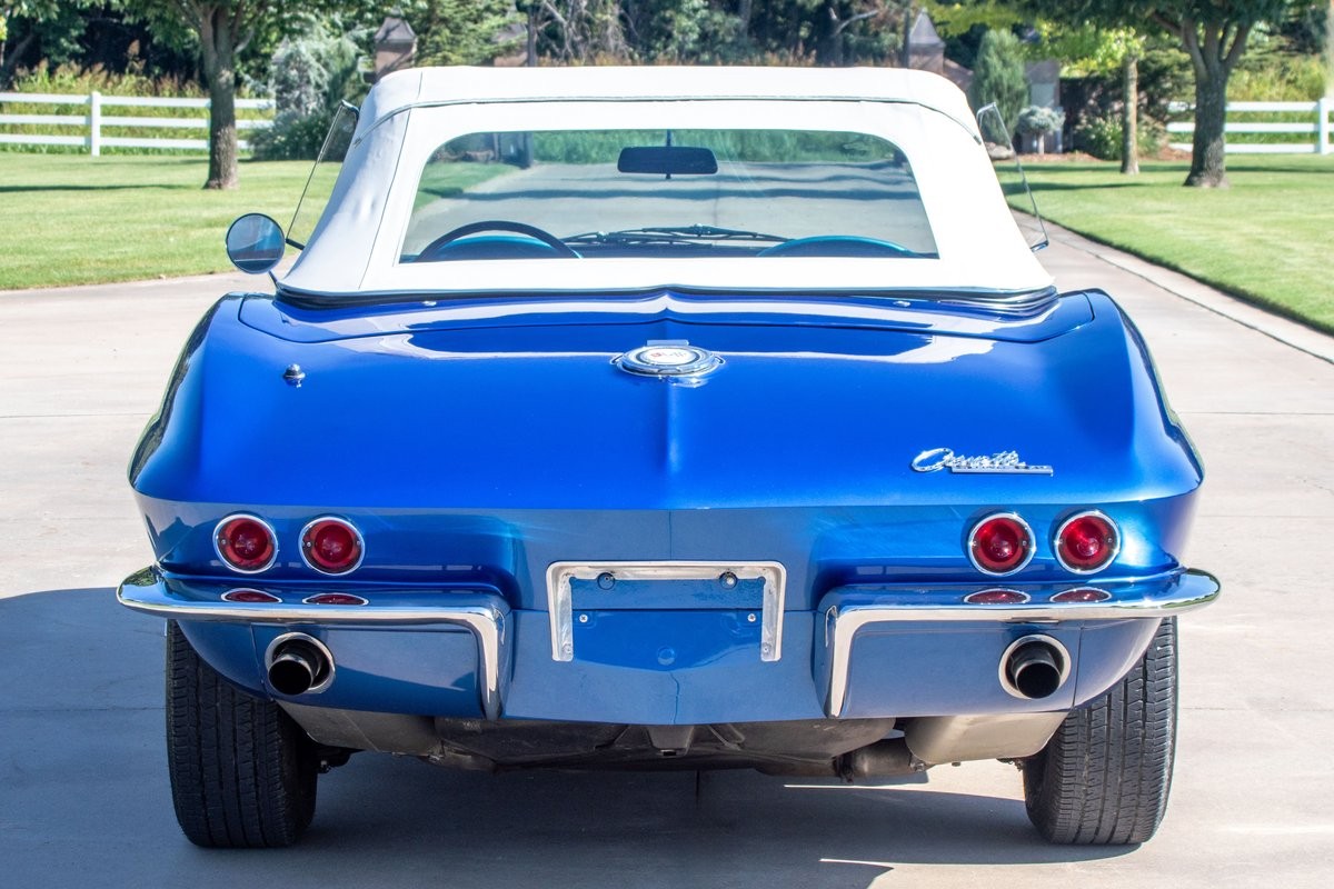 Chevrolet-Corvette-1965-Convertible-34