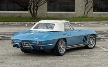 Chevrolet-Corvette-1965-Convertible-37