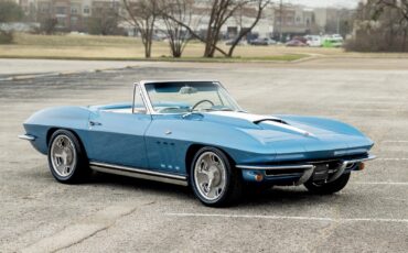 Chevrolet-Corvette-1965-Convertible-4