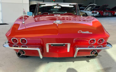 Chevrolet-Corvette-1965-Convertible-6