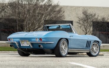 Chevrolet-Corvette-1965-Convertible-7